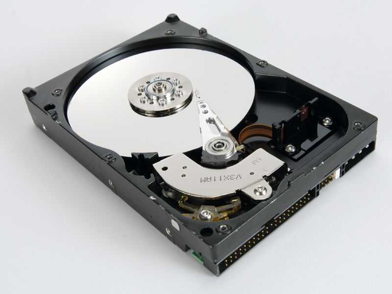 Топ накопителей. Жесткий магнитный диск (НЖМД). Что такое HDD В компьютере. Винчестер ПК. Жёсткий диск это в информатике.