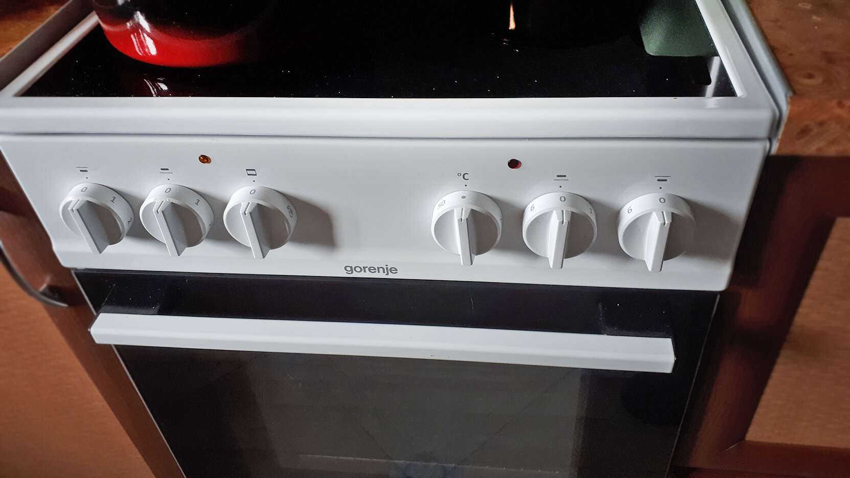 Электрическая плита Gorenje EC 5121 WG-B