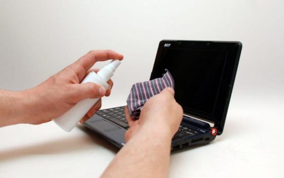 Как почистить вентилятор в ноутбуке своими руками: периодичность чистки, меры предосторожности