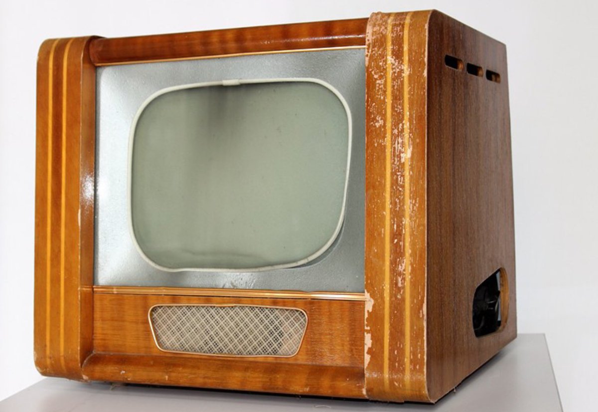 Первые советские телевизоры. Телевизор рекорд 402. Ламповый телевизор рекорд 312. Телевизор рекорд 6. Телевизор рекорд 705.